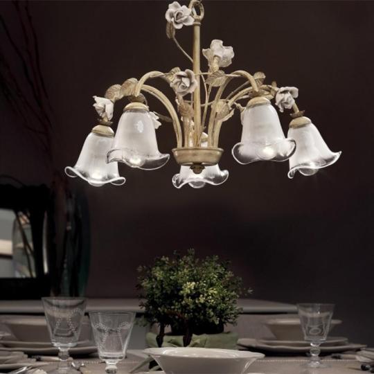 spalna kuchyna jedalen rucne malovana keramika taliansky dizajn provans toskansko rustikalne retro vintage chodba osvetlenie lampa obyvacka430.jpg